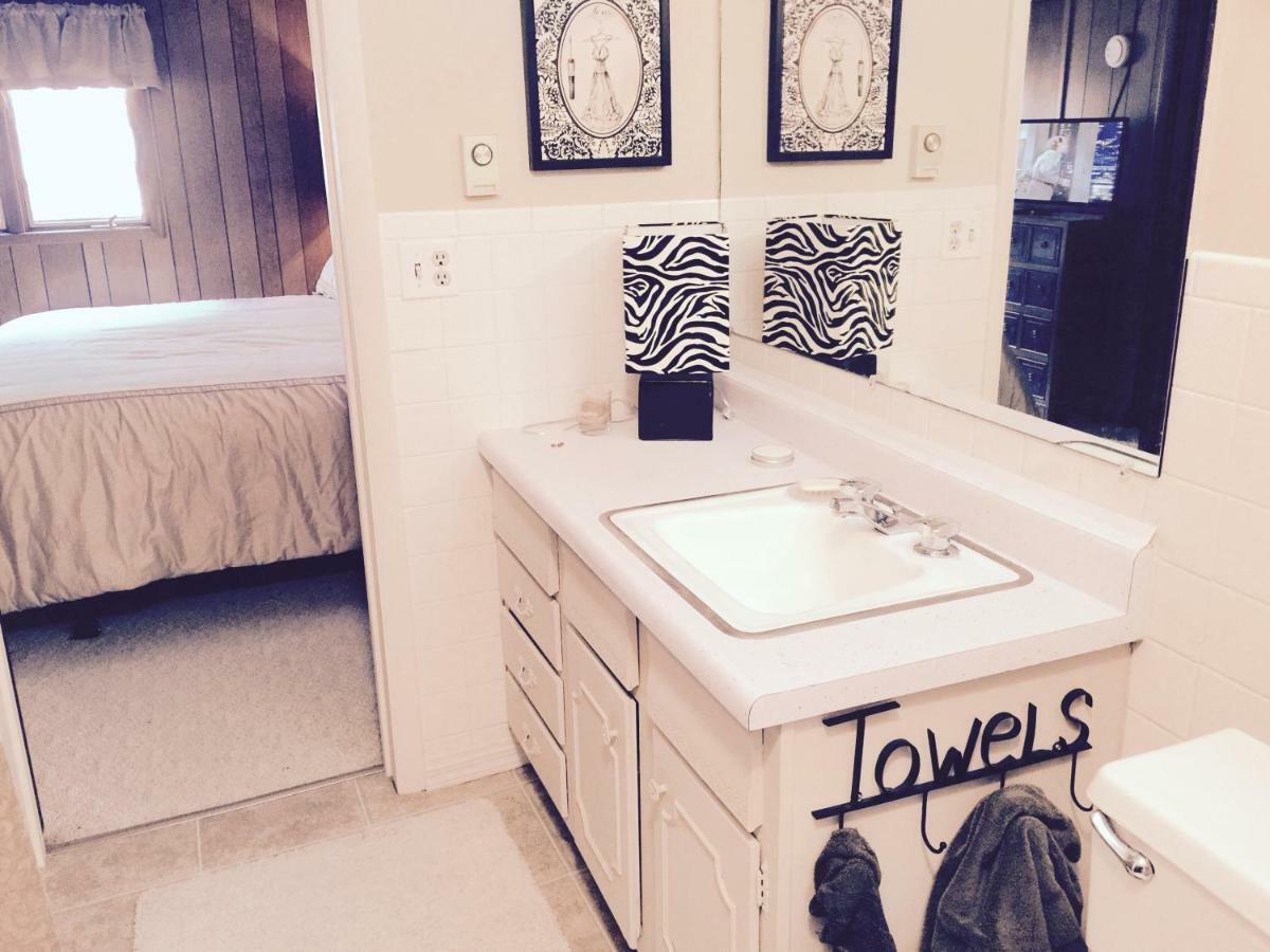 Galena Penthouse Overlooking Main Street With Free Off Street Parking Екстер'єр фото